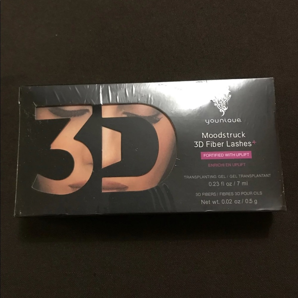 Brand new fiber mascara